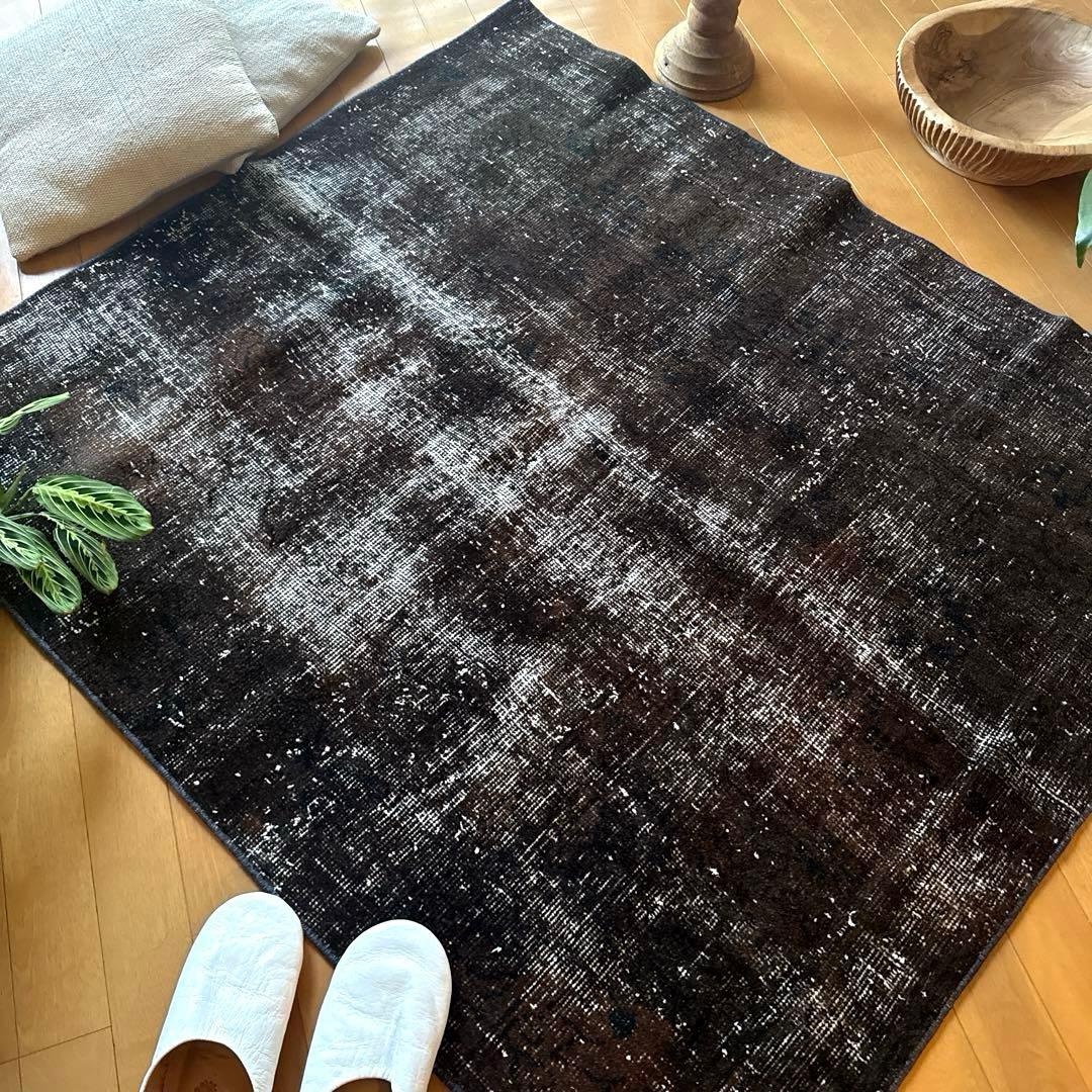 109.5×124 レアこげ茶ブラック　オーバーダイ　トルコヴィンテージラグ