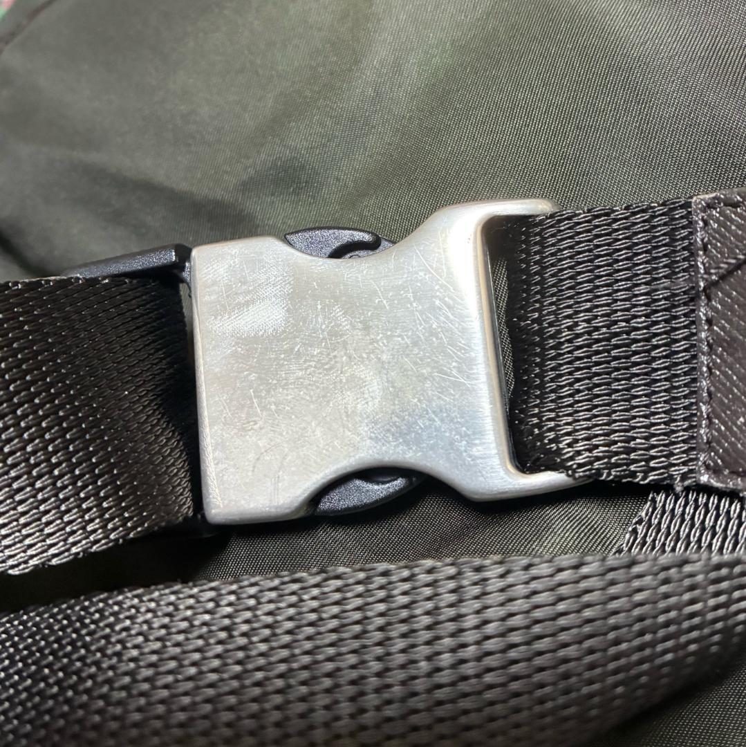 PRADA プラダ ナイロン ショルダーバッグ カーキ A1359C2