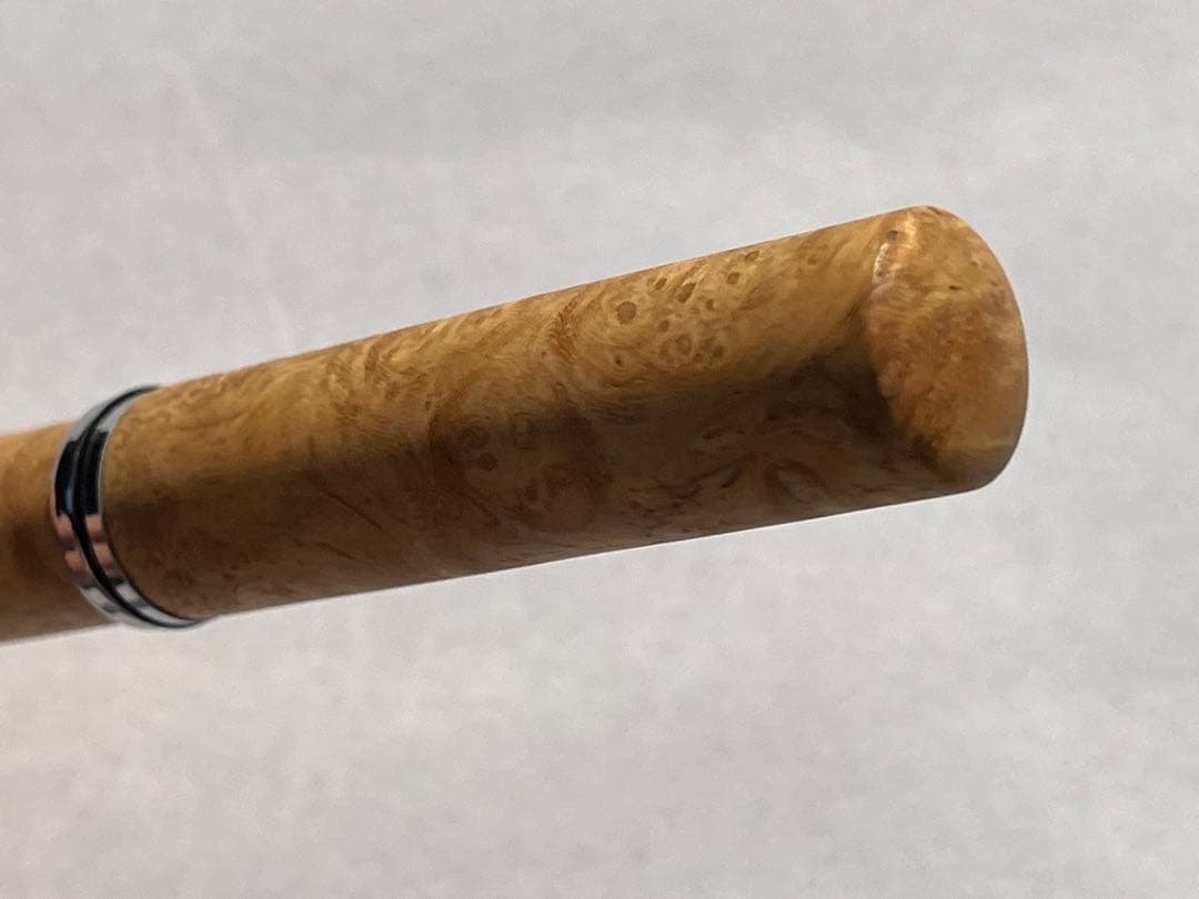 木軸万年筆　白花梨瘤