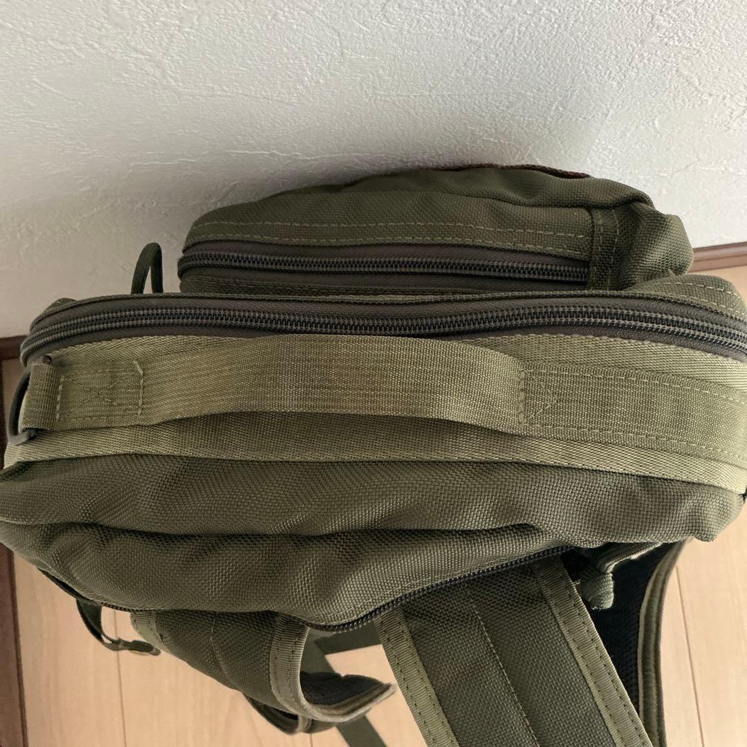 BRIEFING NEO TRINITY LINER レンジャーグリーン