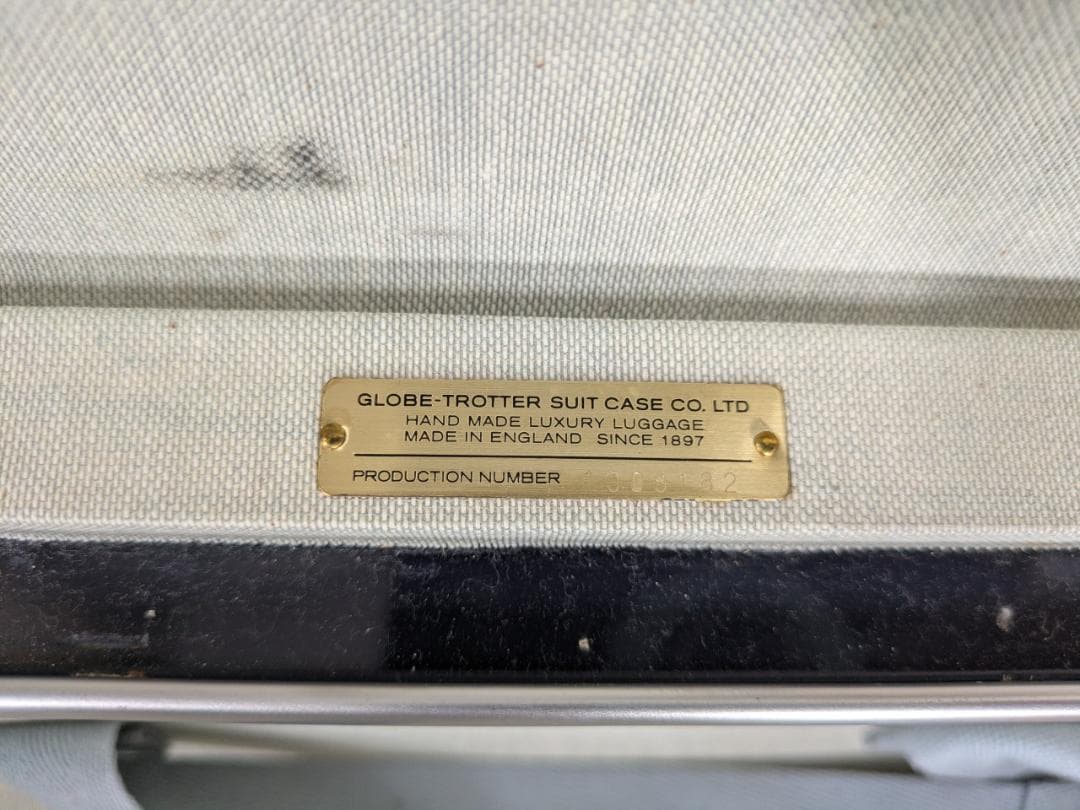 GLOBE TROTTER グローブトロッター スーツケース ネイビー 二輪