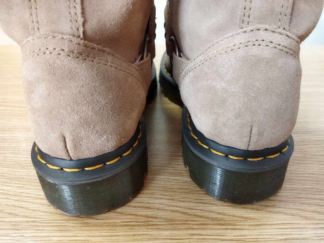 紺*野様 Dr. Martens ベージュ スエード ワークブーツ　アンクルブー