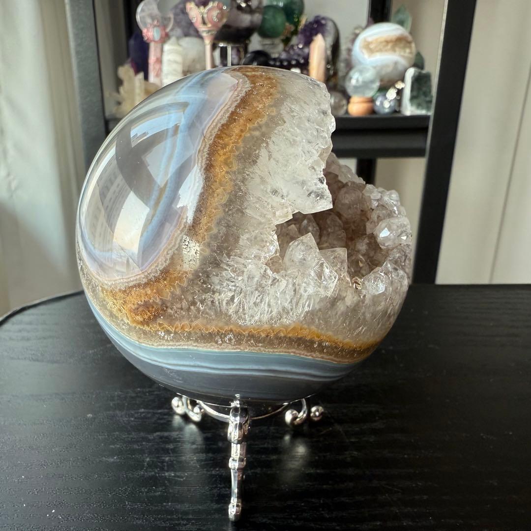 天然石瑪瑙の笑い口　置物　スフィア　丸玉NO.012402