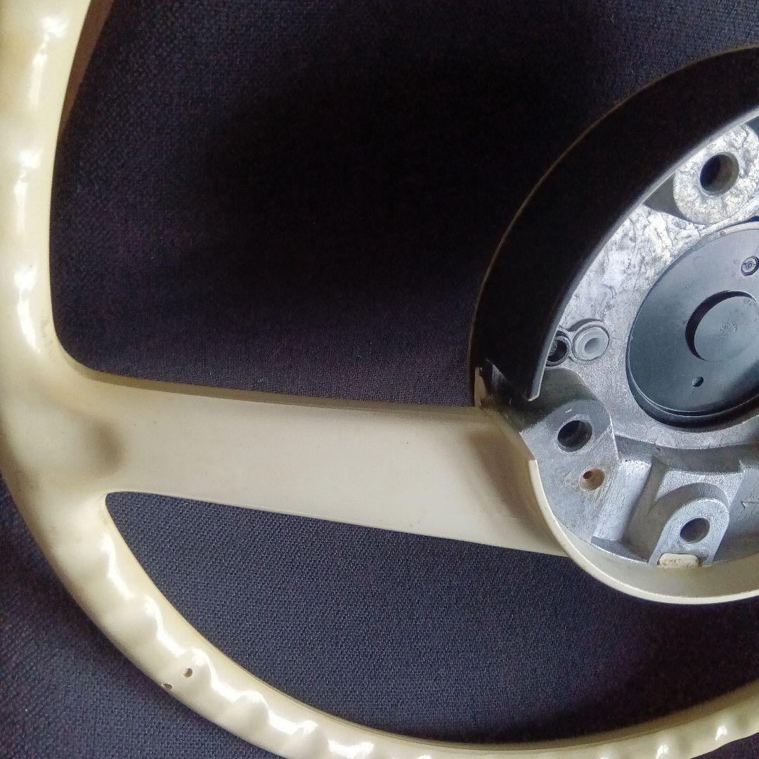 t*4様 メルセデス・ベンツ 　ホワイトステアリング 　縦目