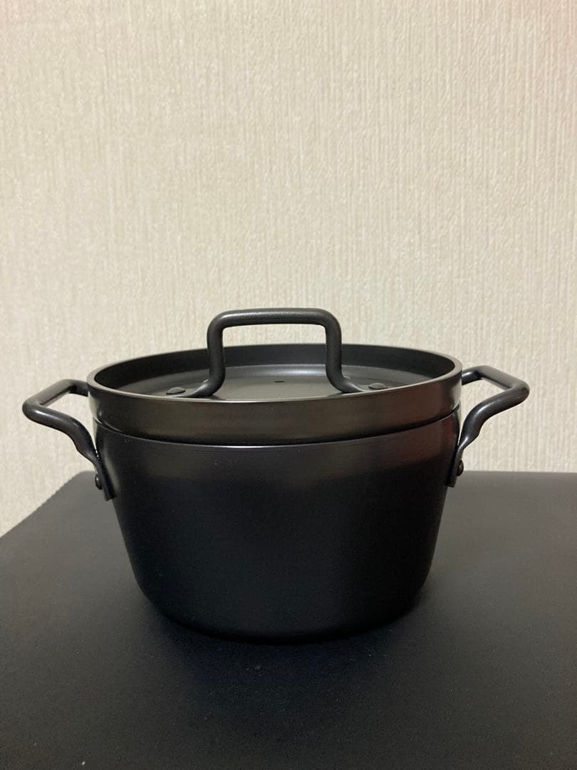 ミ*ン様 傷あります。　松田美智子の自在道具　鉄の小さなごはん鍋　松田美智子　ご