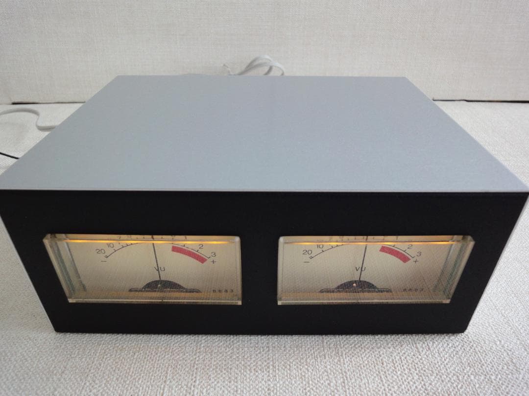 自作ステレオVUメーター220号機（YAMAHAワイド大型・ピーク付）