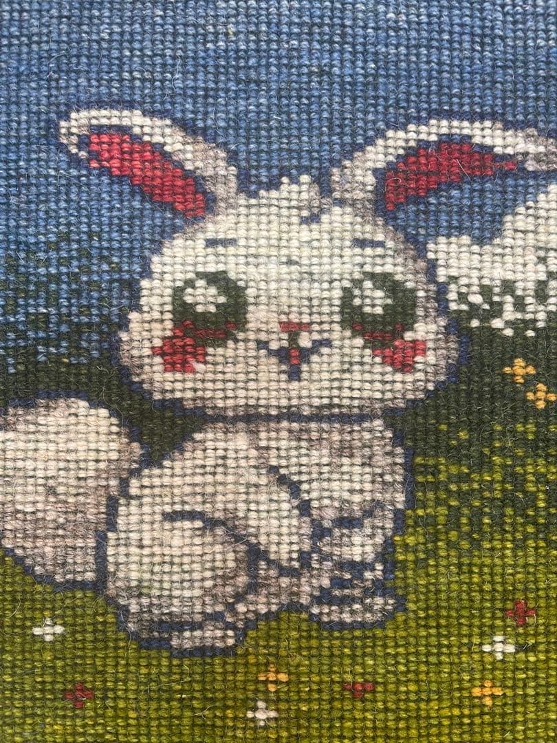 ギャッベ　座布団　40x40 ペルシャ　本物　手織り　うさぎ*(右端ご注目)