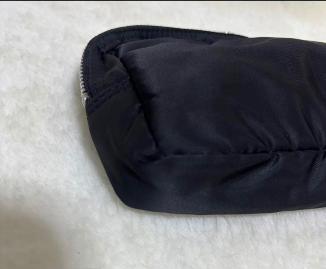 【美品】PORTER ブラック ジッパーポーチ