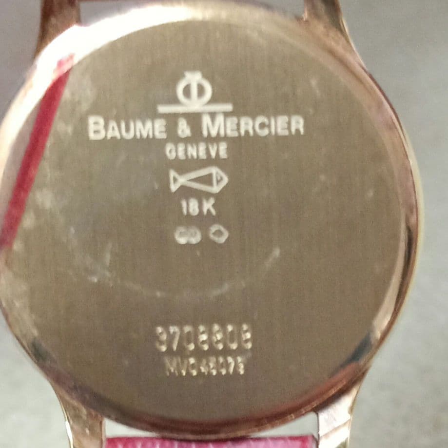 赤色クロコダイル型押の鍵付き時計ケース とレディース腕時計6本まとめ売り