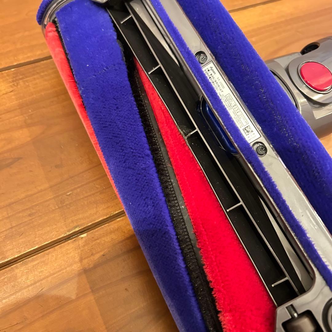 Dyson v10 fluffy☆クリーニング済☆バッテリー良好