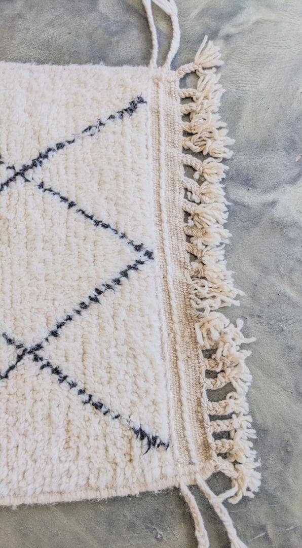 【限定セール中】-モロッコ-ミニベニワレンラグ-No.21(65×111cm)