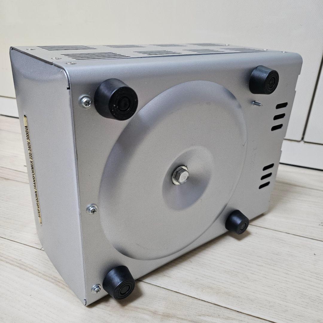 カシムラ 大型トランス TTS-119C 変圧器 100V/230V 3000W