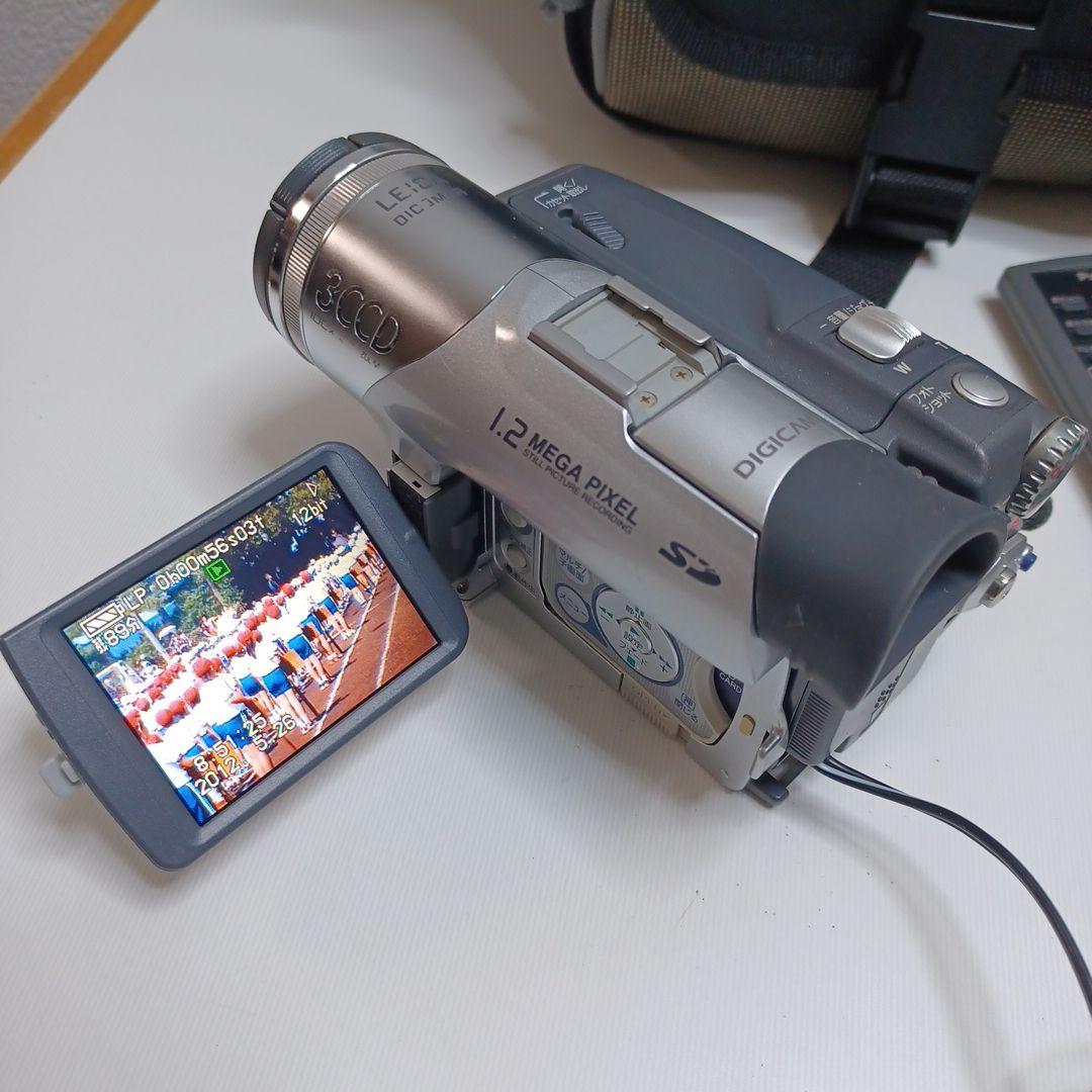 Panasonic Mini DV ビデオカメラ（NV-GS120）