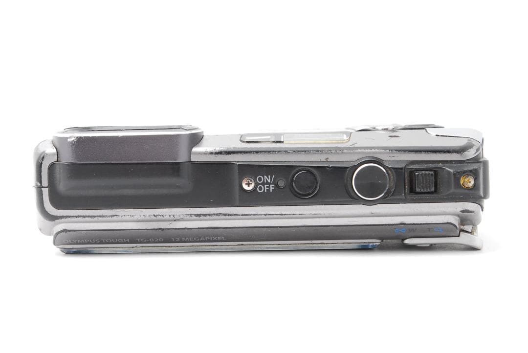 【完動品】OLYMPUS Tough TG-820　防水　耐衝撃　コンデジ