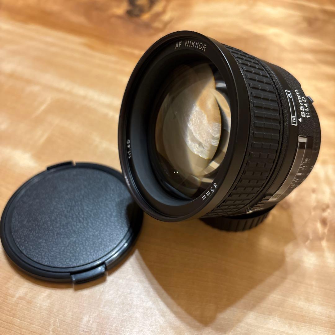 ニコンNikon AI AF Nikkor 85mm f/1.4D IF【美品】