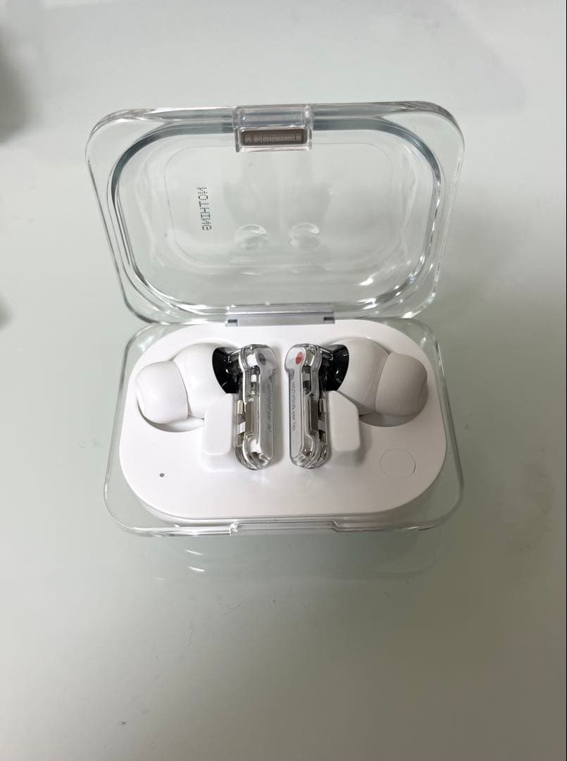 ほぼ未使用【NOTHING】nothing ear （a） ワイヤレスイヤホン