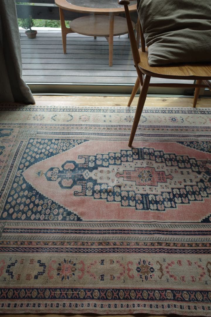 トルコ　コンヤ　ウール100% ヴィンテージ　ラグ
