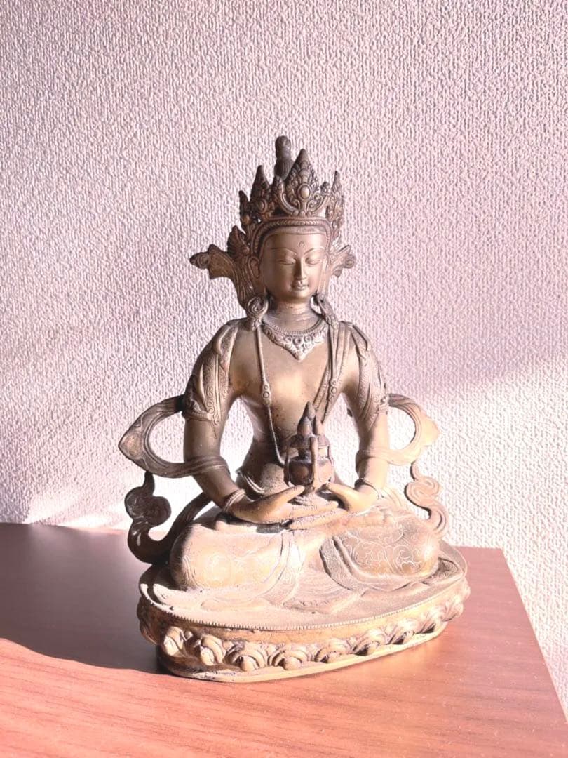 希少ネパール仏像白多羅菩薩ターラ菩薩 銅真鍮骨董品阿弥陀如来像 チベット 金銅像
