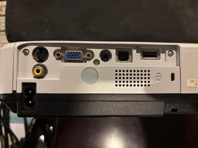 【中古】EPSON プロジェクター EB-1725 3000lm XGA 美品