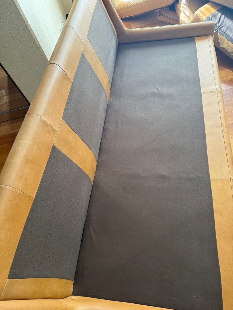 unico HOXTONレザー 3人掛けソファ　ウニコ