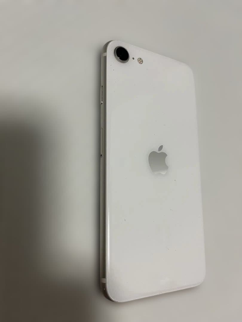 【最短当日発送】iPhone SE3 64GB スターライトSIMフリー