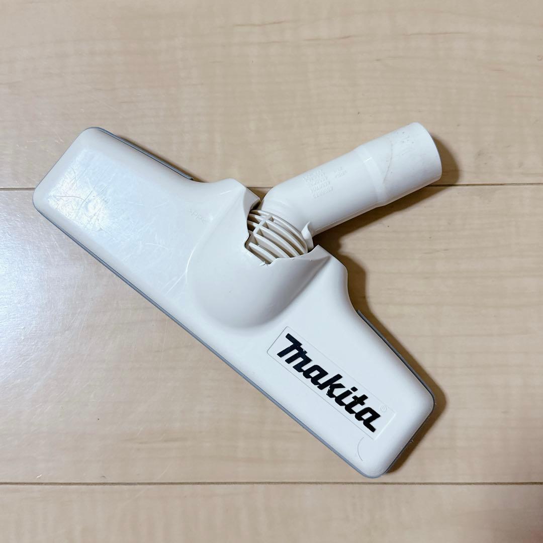 マキタ CL100DW 充電式クリーナー 掃除機 完動品 清掃済 新品フィルター