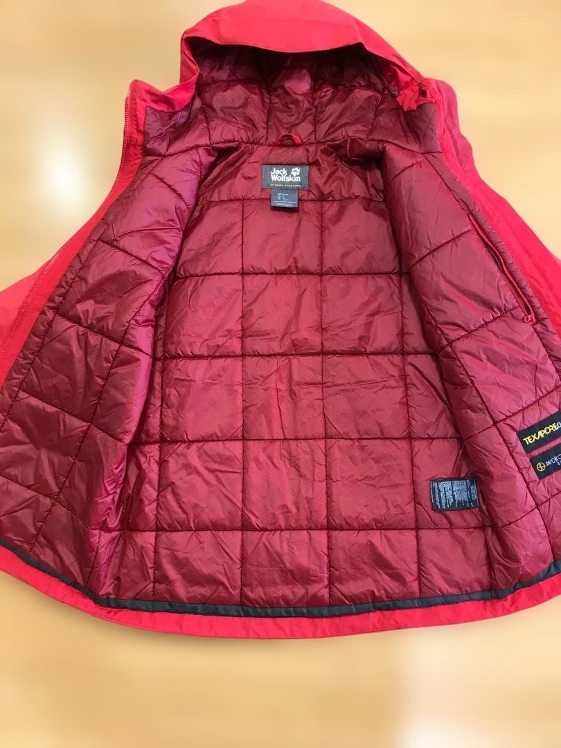 ジャックウルフスキン＆ハンソン　中綿入りスキーウエア上下セット　Mサイズ