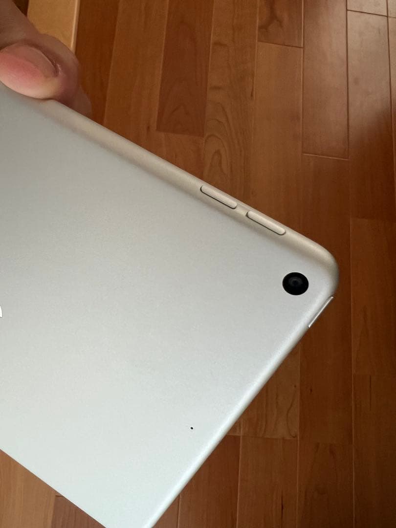 iPad シルバー 7.9インチ　第5世代　mini 64GB Wi-Fi