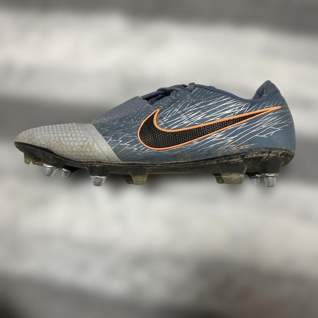 シューズ Nike Phantom Venom SG