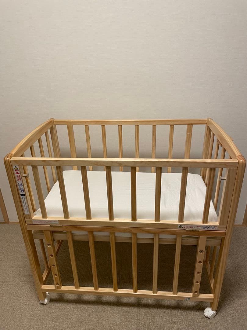 【美品】リビングコット　今年7月購入品