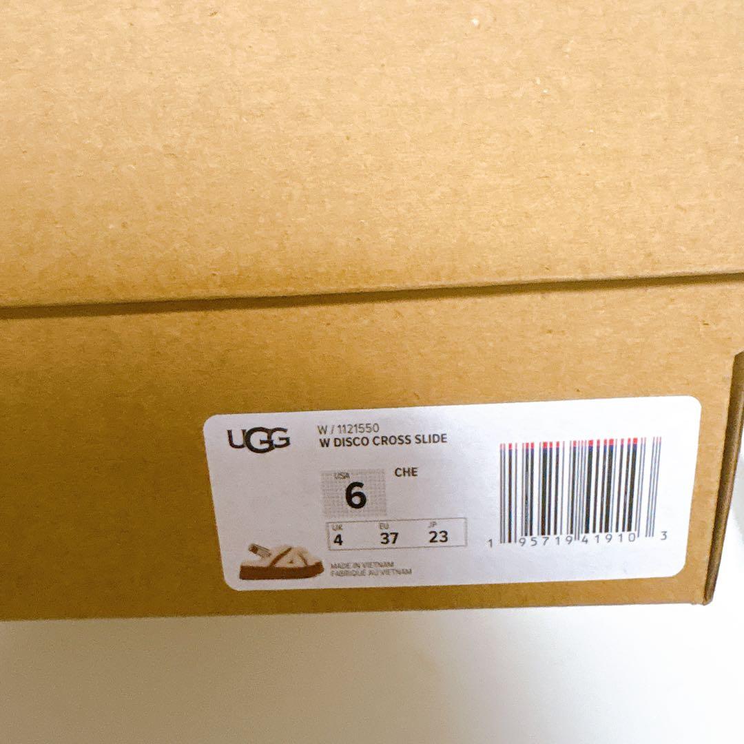 UGG アイボリー ベージュ サンダル 厚底