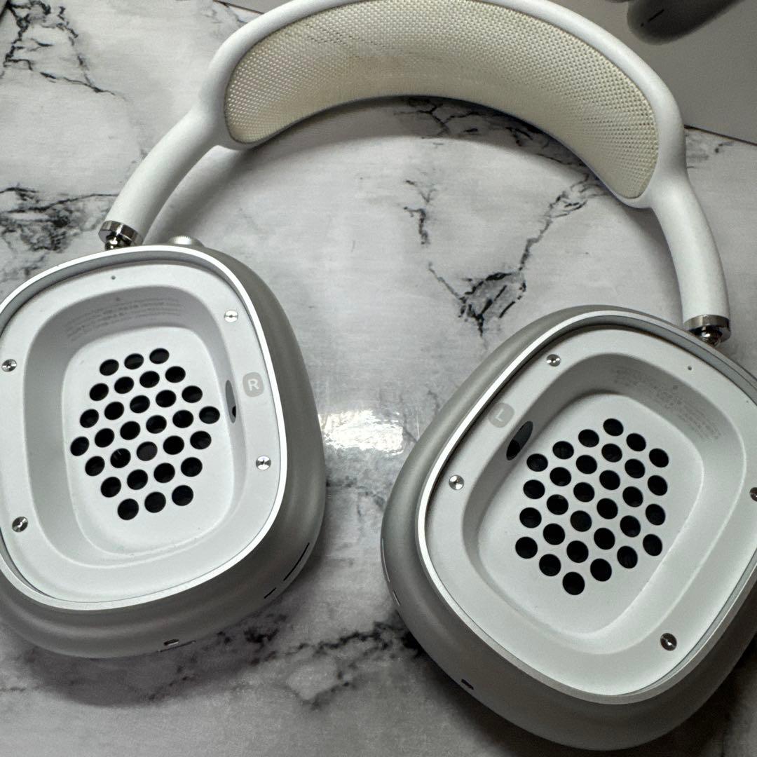 Apple airpods max シルバー