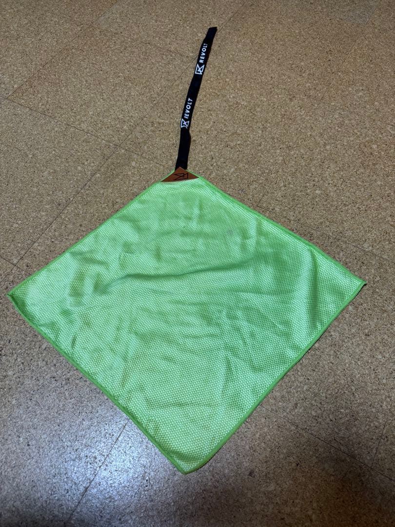 REVOLT SUPER LIGHT FRAME 24-25モデル　美品