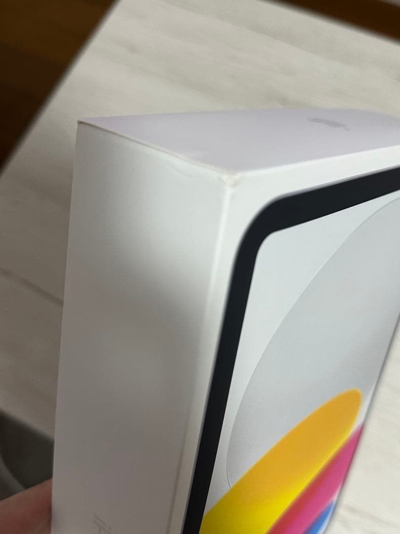 iPad (第10世代) 64GB WiFiモデル 限定保証付き