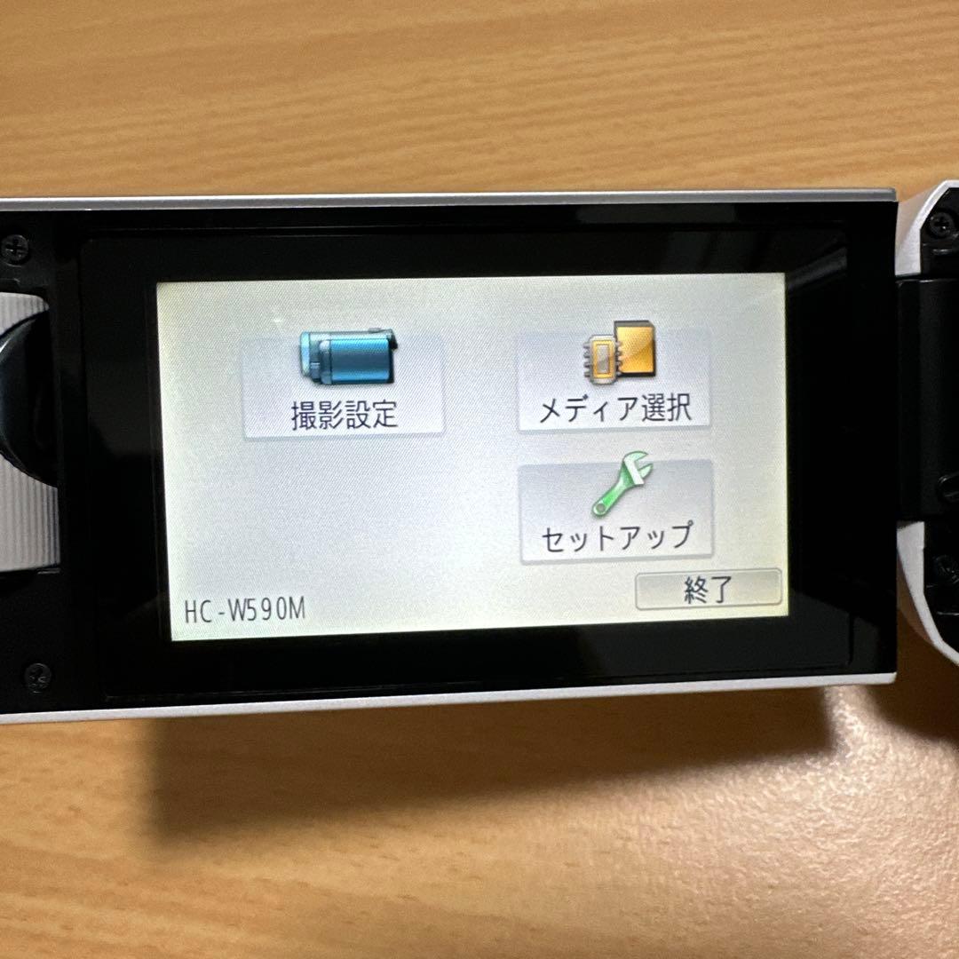 【美品】 パナソニック ビデオカメラ HC-W590M