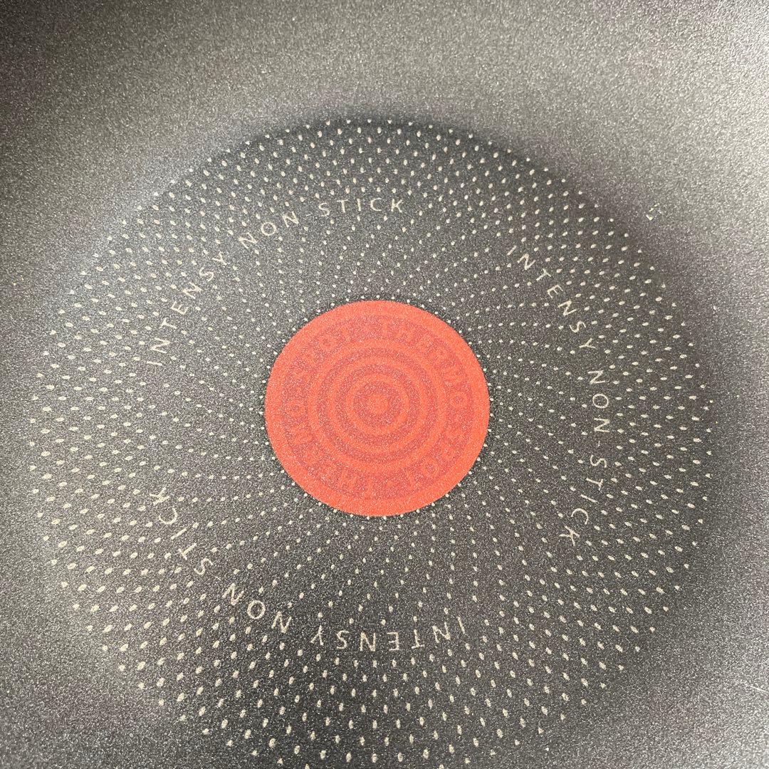 ティファール　プーさん鍋フライパン7点セット　新品　キッチン￼ 可愛い　新生活