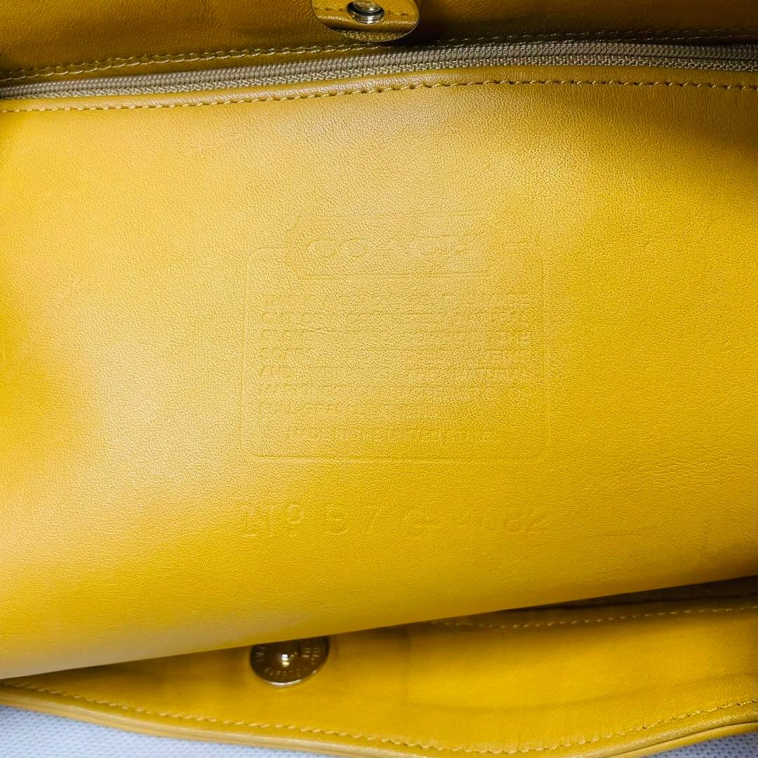 オールドCOACH コーチ　トートバッグ 黄色　レザー　ロゴチャーム付き