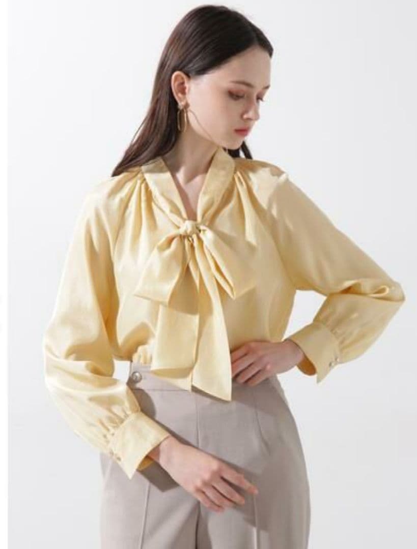 mi新品未使用タグ付きピンキーダイアンラグランボウタイブラウス