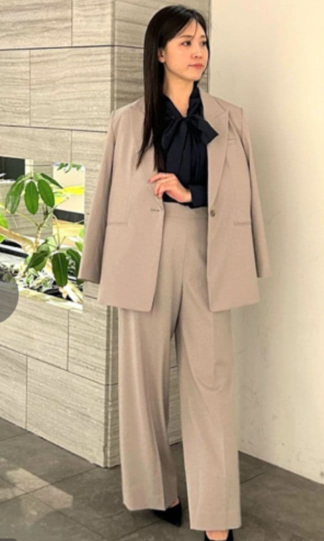 mi新品未使用タグ付きピンキーダイアンラグランボウタイブラウス