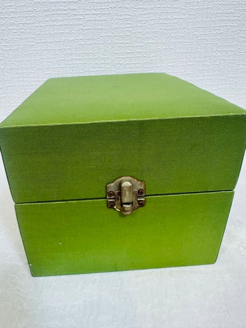 ベンジャロン燒 小物入れ 陶器 タイ 工芸品 雑貨