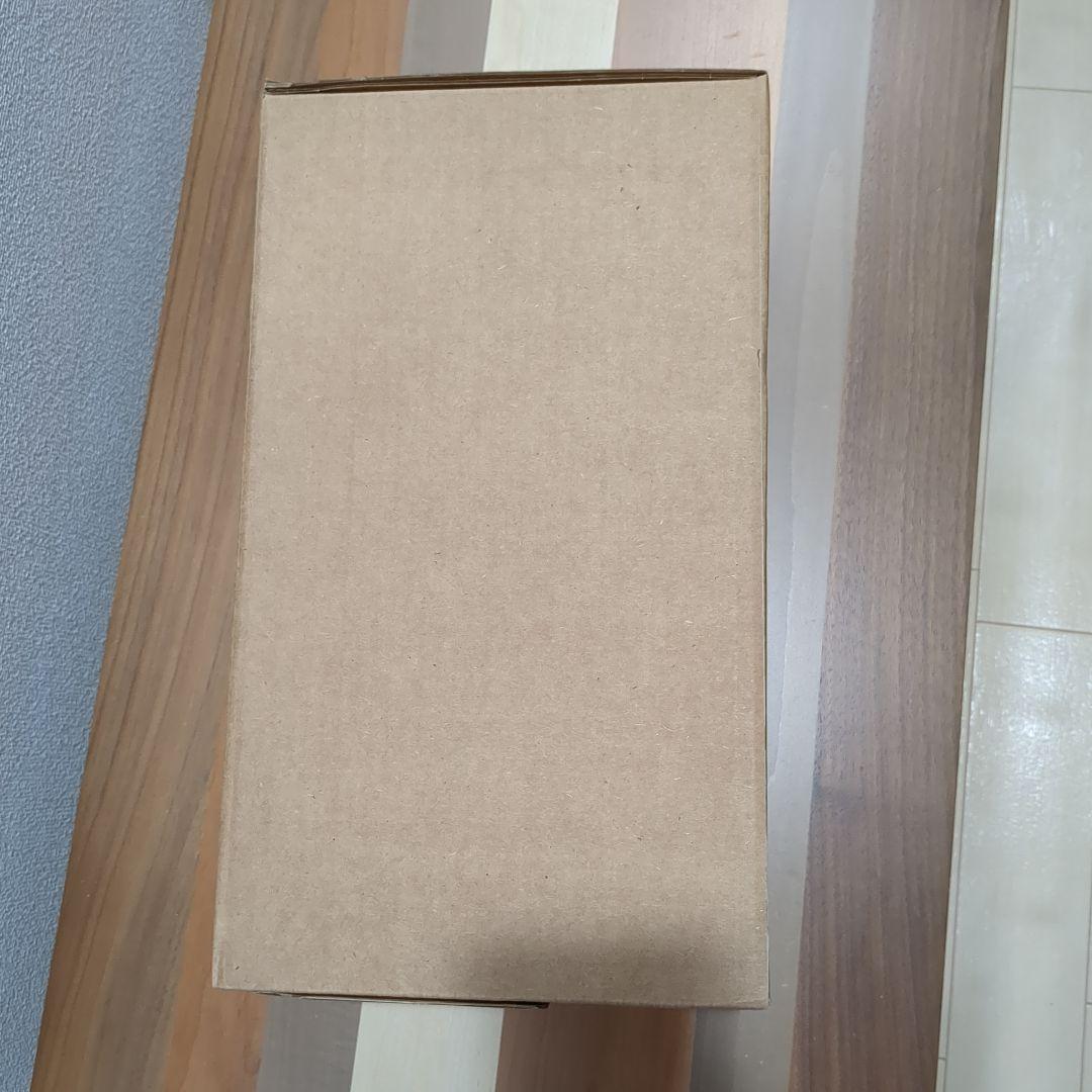 Échasse Vase, MENU Small スモーク フラワーベース