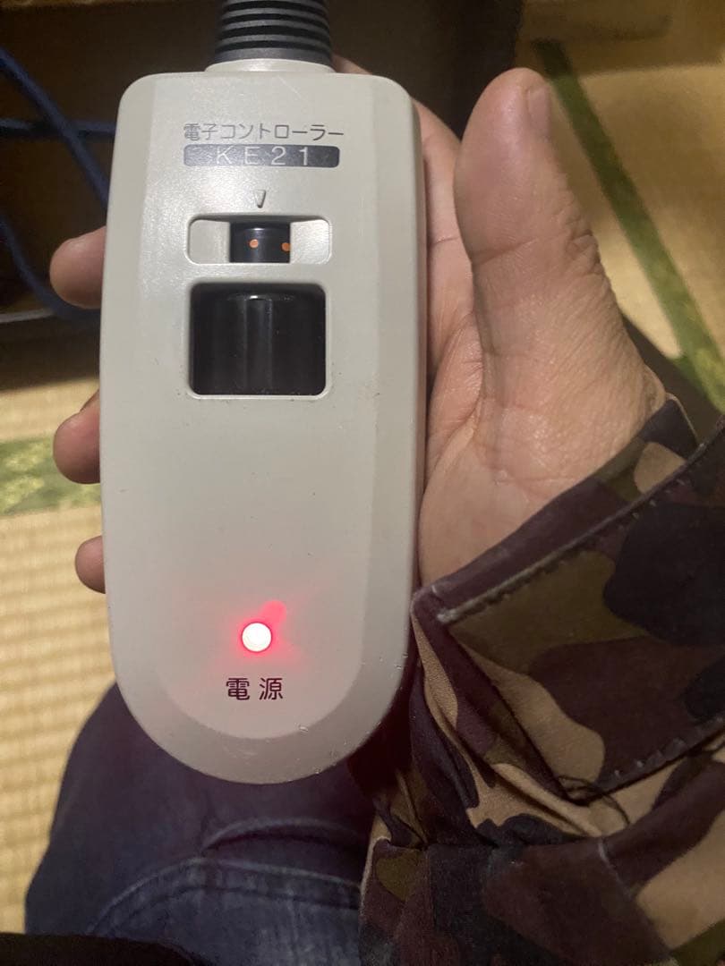 ダークブラウン 木目調　こたつ 縦約105cm x 横74cm高さ約42cm