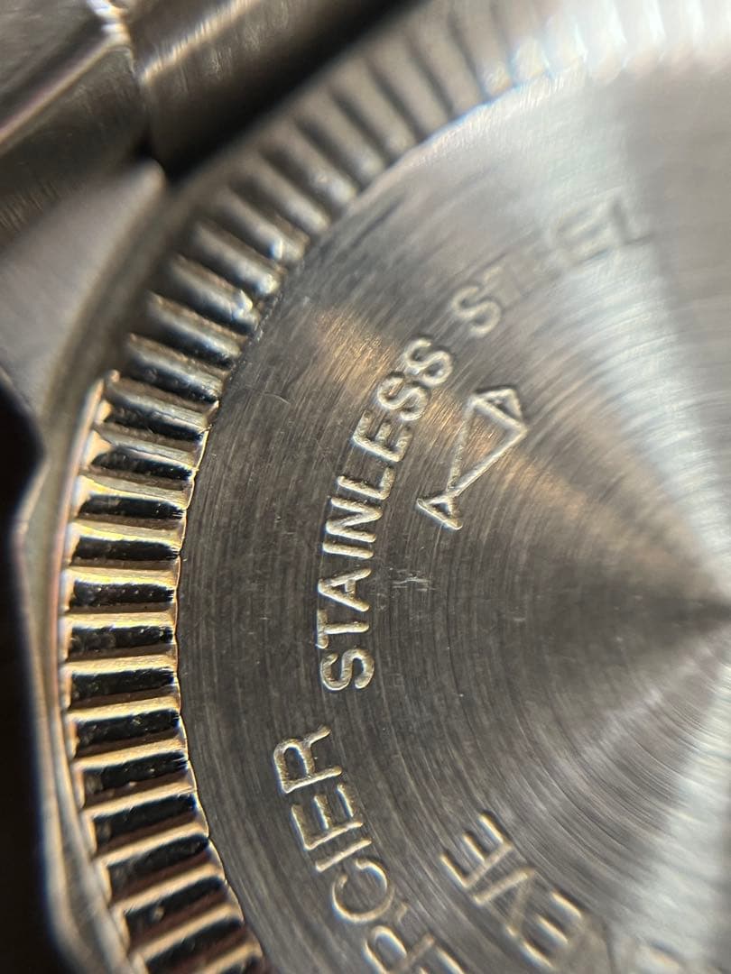 Baume & Mercier Périra ボームメルシェ レディース時計.