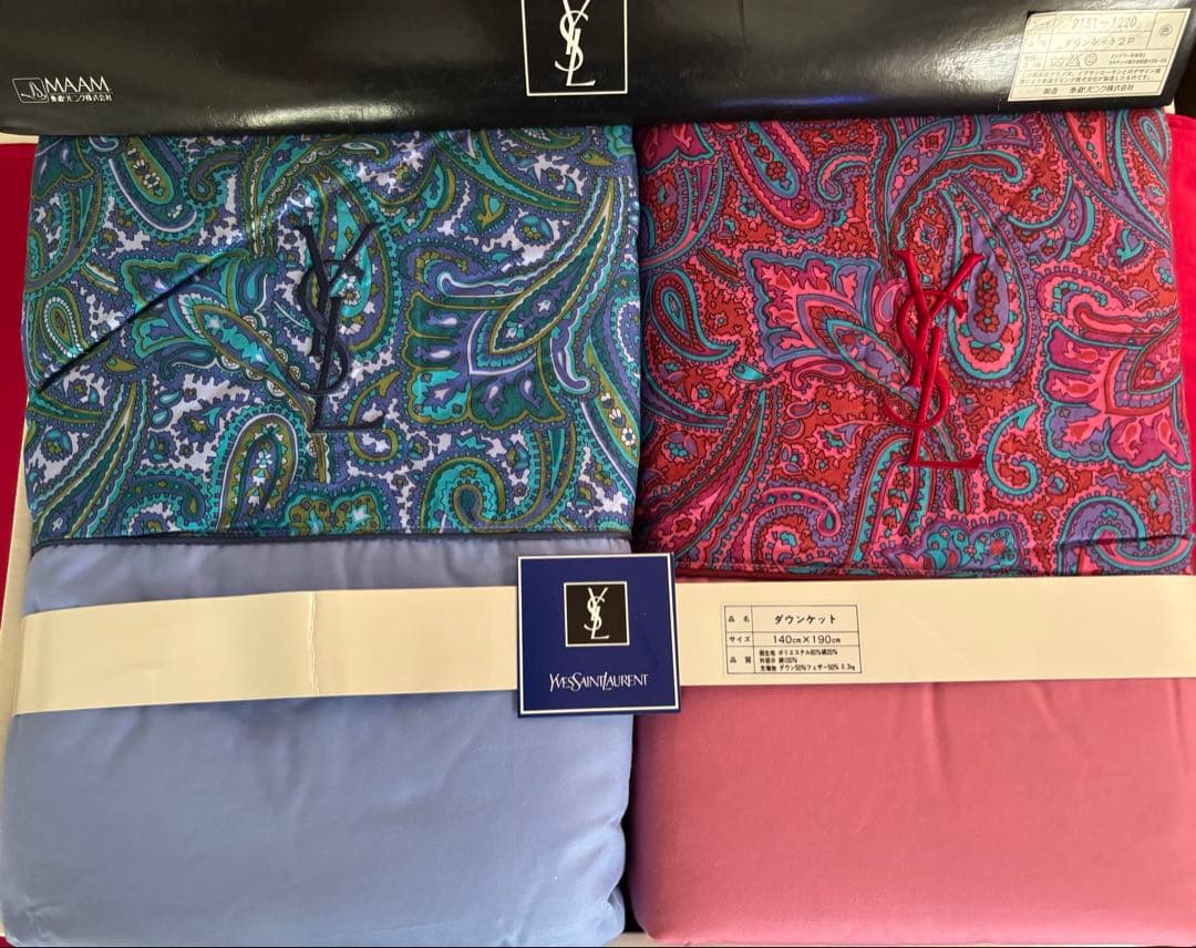 Yves Saint Laurent ペイズリーダウンケット2点セット　未使用品