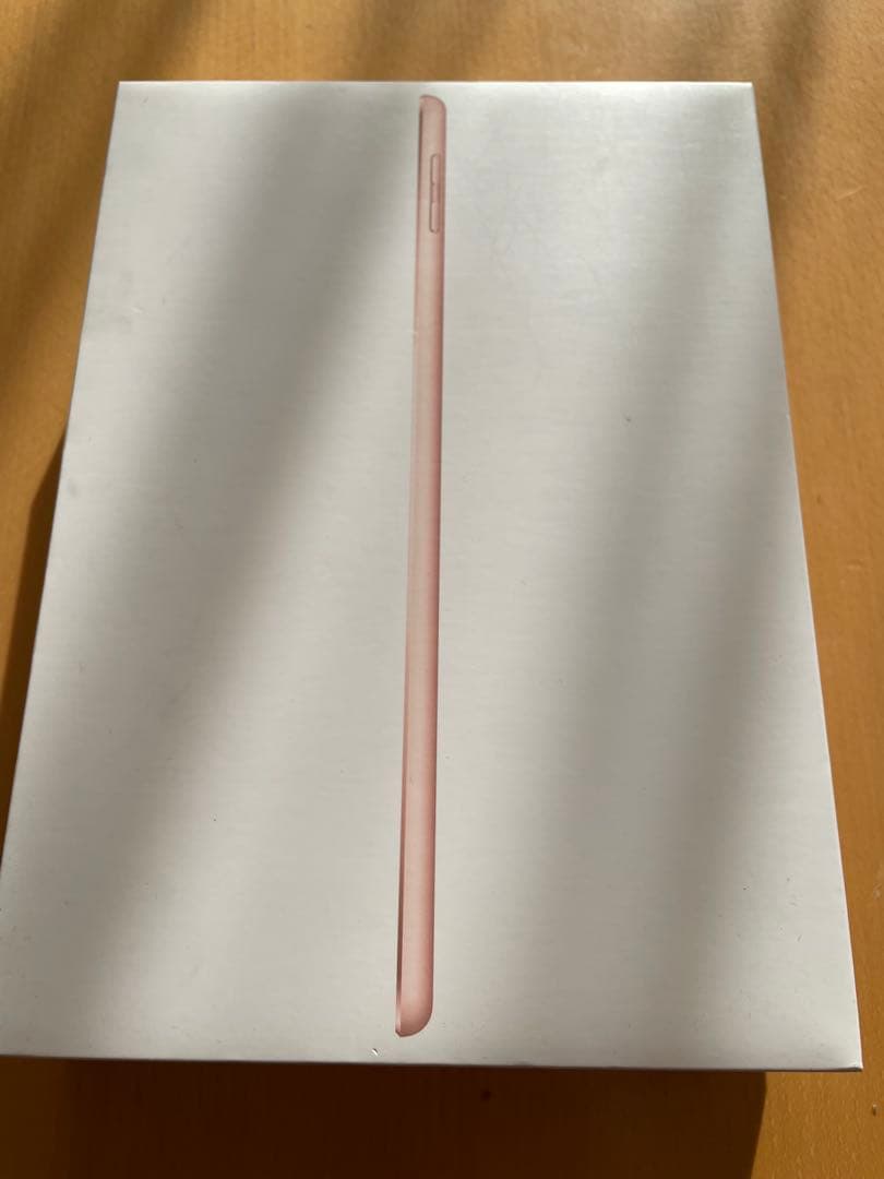 iPad 第6世代　本体　128GB Wi-Fi GOLD