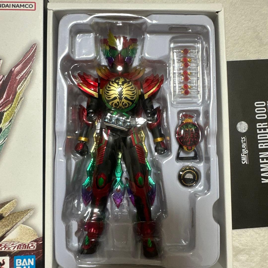 真骨彫 仮面ライダーオーズ タジャドルコンボエタニティ S.H.Figuarts