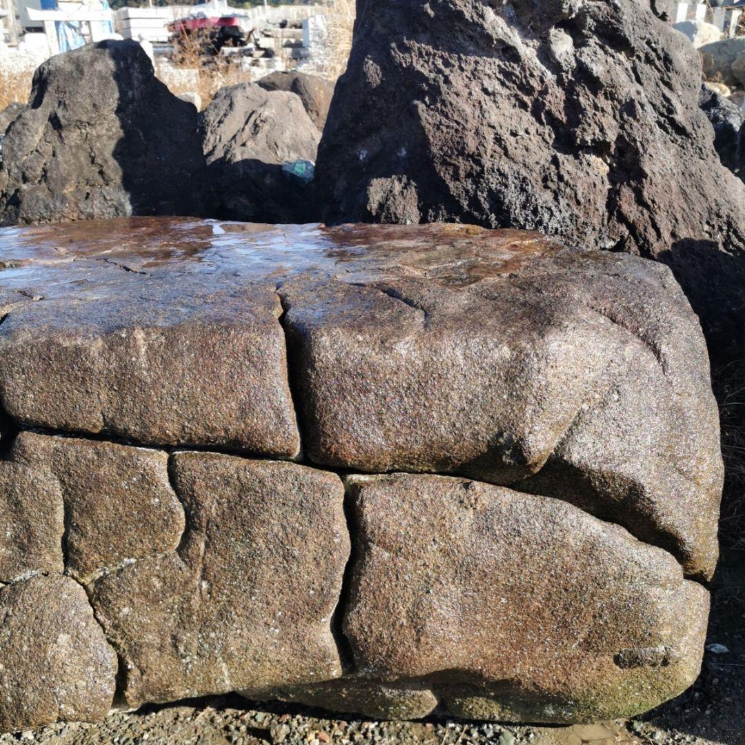 亀甲石　2トン　庭石　石　鑑賞石　庭　ガーデニング　置物　オブジェ　インテリア