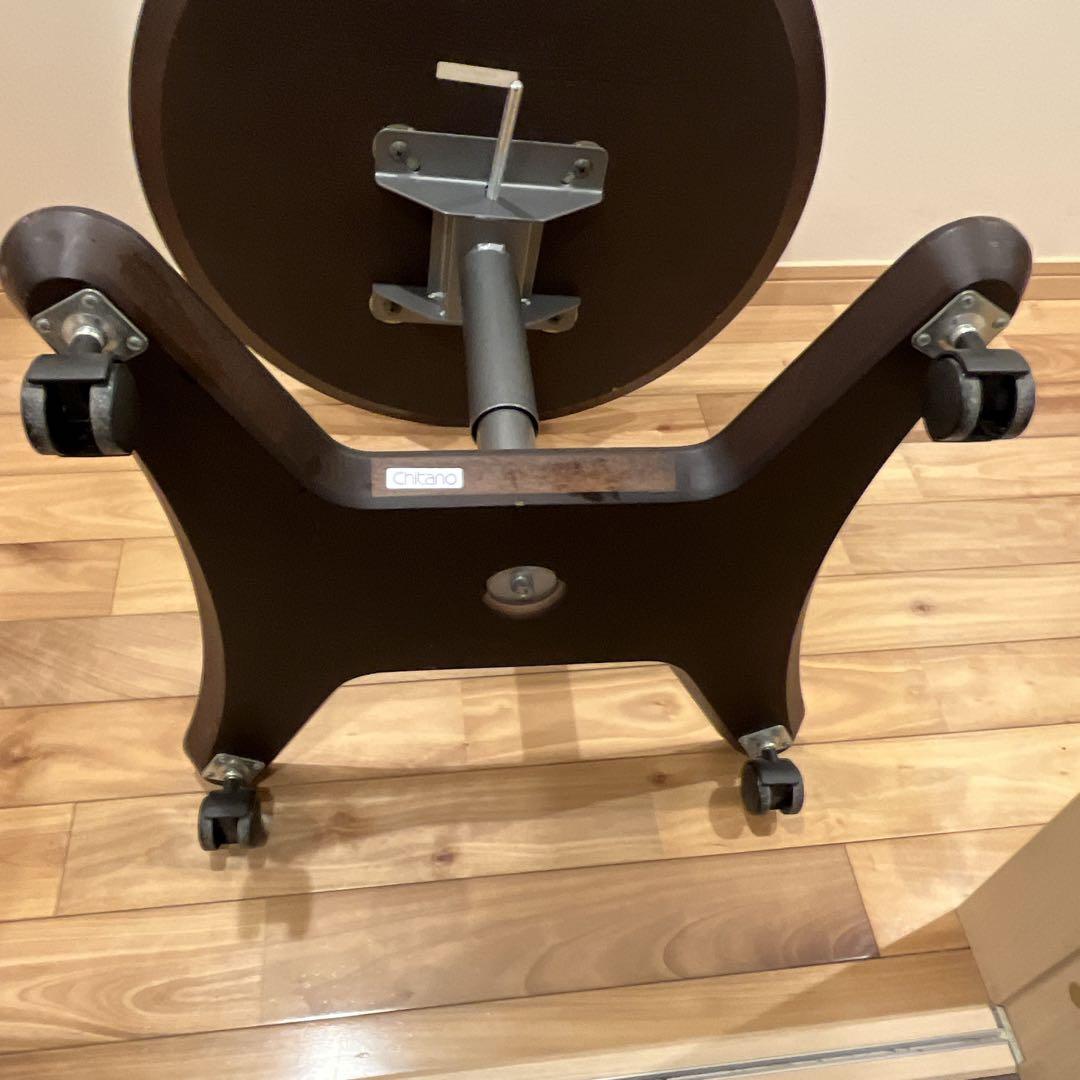 カリモク　チターノ　回転　サイドテーブル　昇降式　キャスター付　ローテーブル