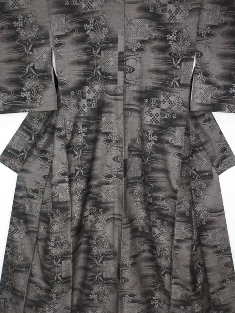 未着用に近い！純泥染＊７マルキ＊本場大島紬＊窪田織物＊着物＊１６５ｃｍ＊裄６６