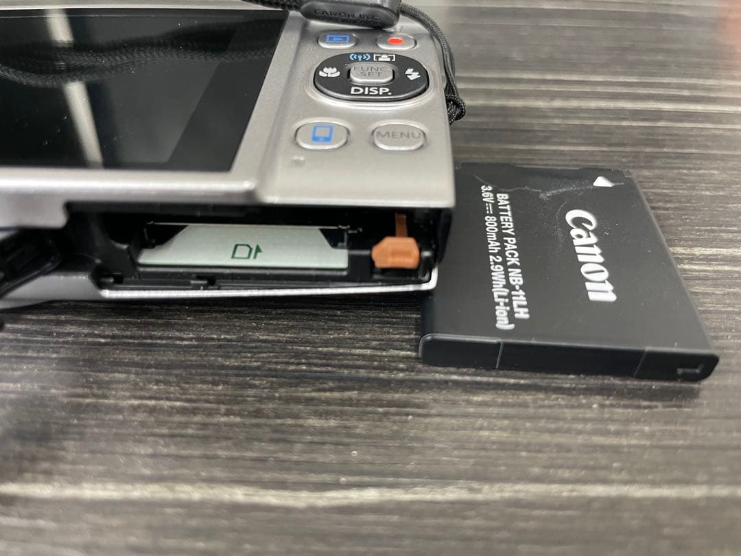 Canon IXY 640 キャノン デジタルカメラ　デジカメ　動作確認済み